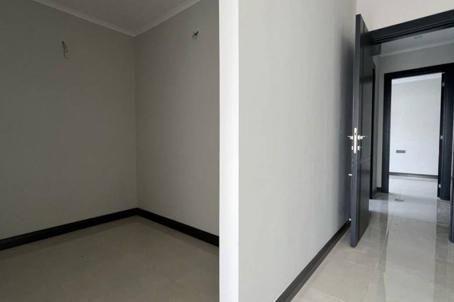 Property Detail